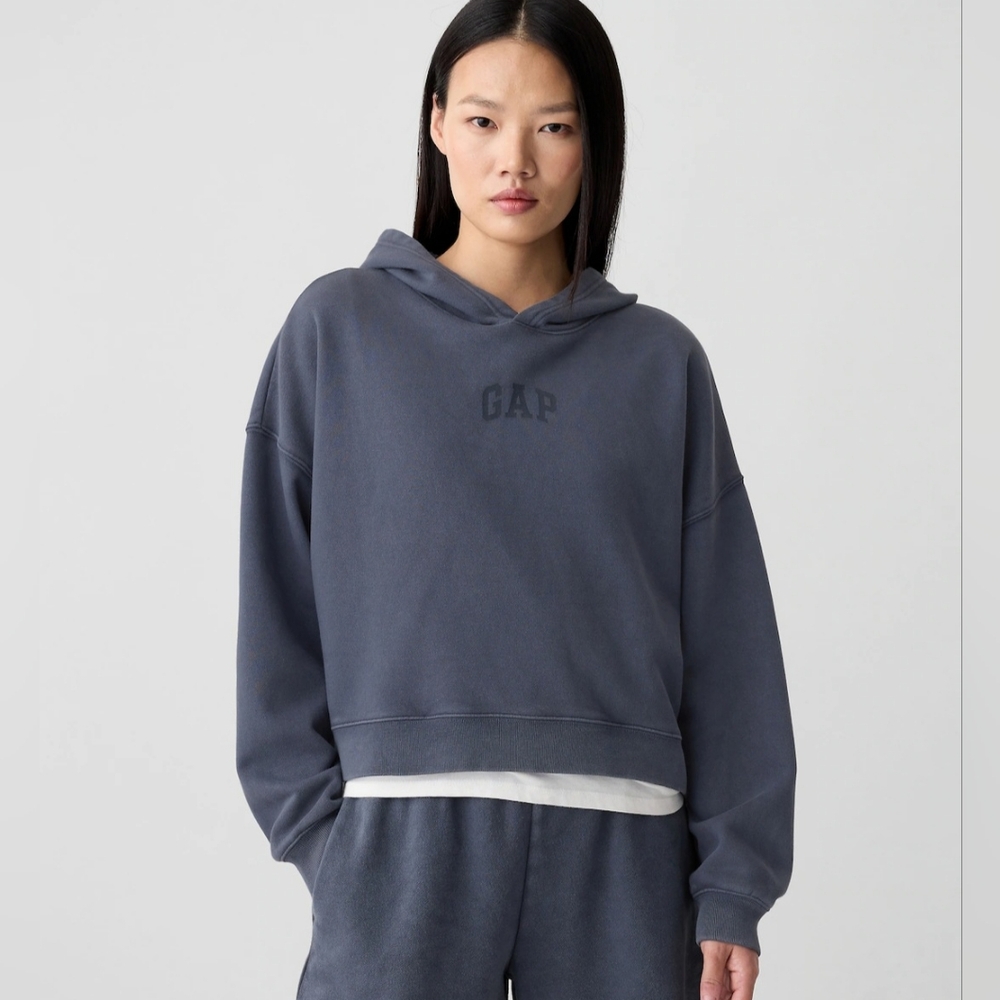 Gap Women's Navy Blue Mini-Logo Cropped Hoodie Size XL